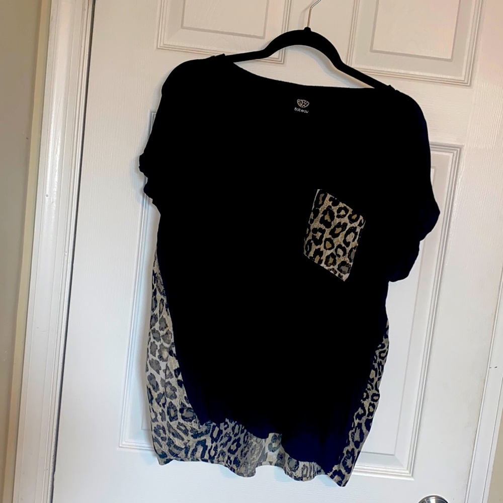 Black•Leopard Print• left breast pocket